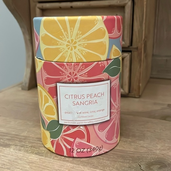 Citrus Peach Sangria Candle New 12 oz - Picture 2 of 7